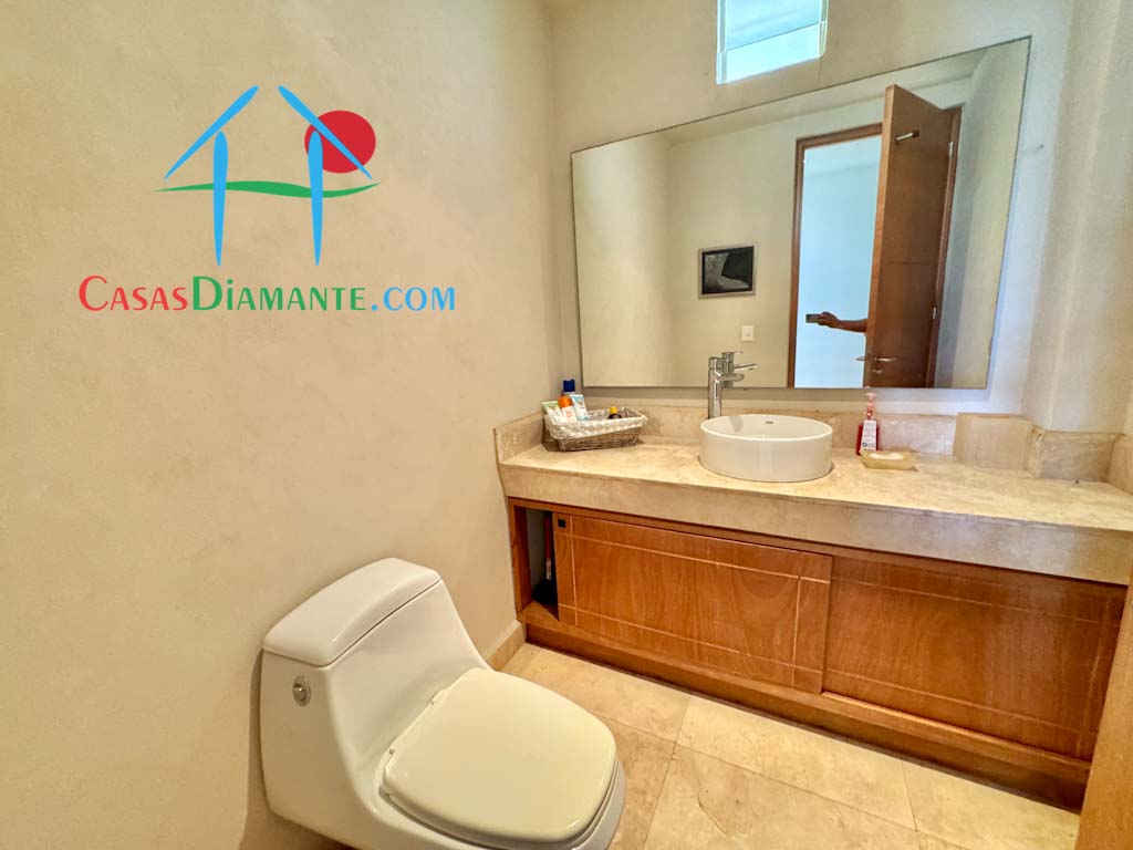Villa Alfonso - Baño de visitas 1